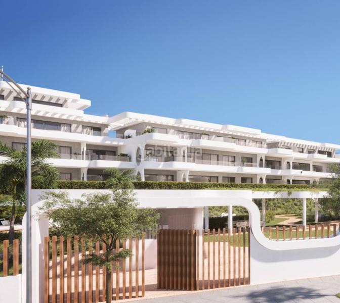 Foto 509810ee-1d42-4479-8922-30f11cbdc008. Ático  moderno con vistas al mar en nuevo complejo residencial a solo unos pasos de la playa en Estepona