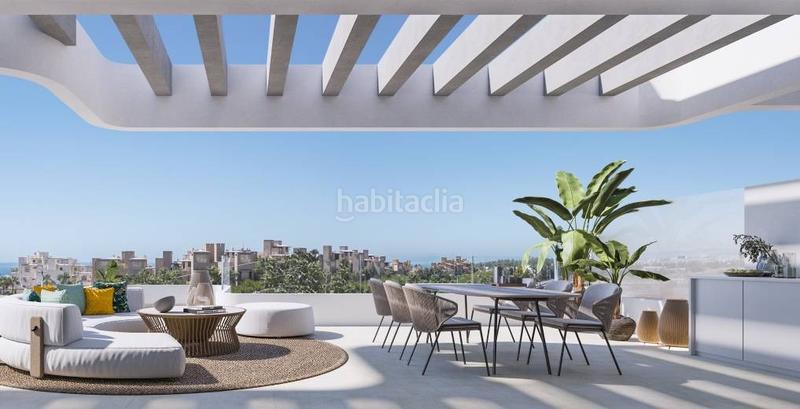 Foto d734e7aa-58a9-40d4-9d86-346f0c855ba2. Ático  moderno con vistas al mar en nuevo complejo residencial a solo unos pasos de la playa en Estepona
