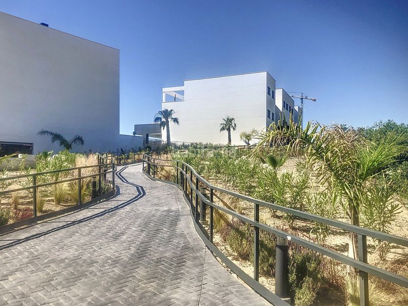 Foto 54d55c51-8e93-4b99-b6e5-55de30b28c9f. Planta baixa amb aparcament a Guadalobón Estepona