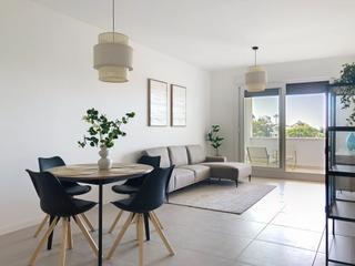 Ground floor en Guadalobn. Apartamento amueblado a estrenar con jardn, vistas al mar, a un