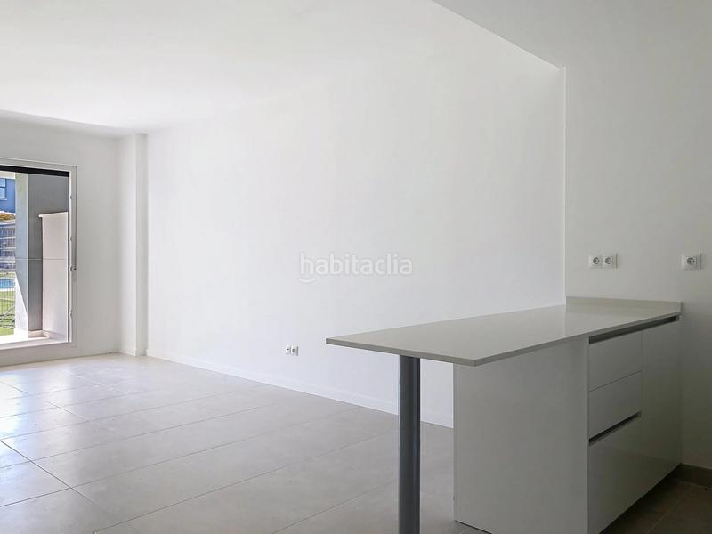 Foto 048eee54-1241-4b4a-b9b2-85337aed2038. Planta baixa amb aparcament a Guadalobón Estepona