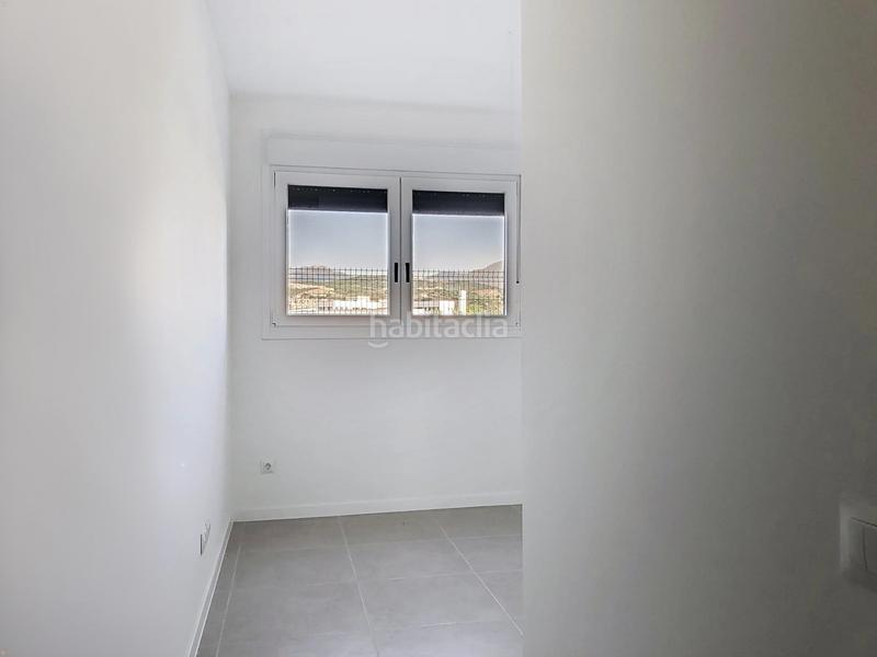 Foto 92a0be4a-729a-489e-9ab8-2c24647e0372. Planta baixa amb aparcament a Guadalobón Estepona