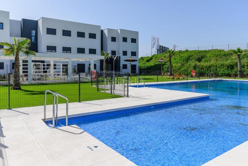 Foto c058c489-4016-4f20-9aed-f5ad0c064fbe. Planta baixa amb aparcament a Guadalobón Estepona