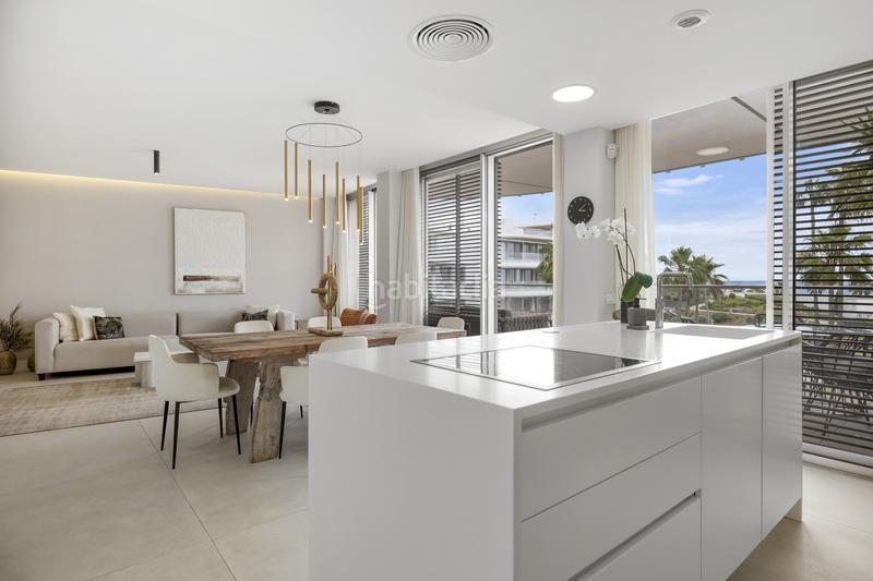 Foto 11f216fa-9aba-44fd-848e-b89e68951eca. Apartament amb aparcament piscina a Guadalobón Estepona