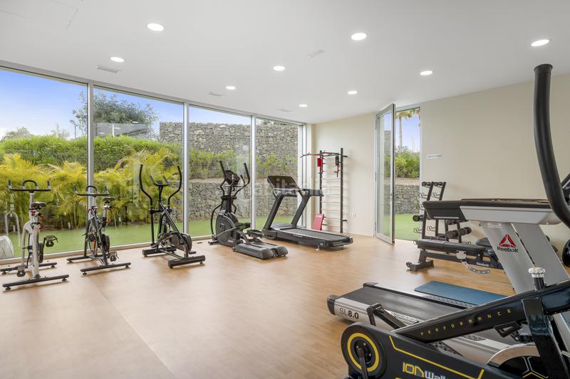 Foto 926557dc-cc5b-4933-b7f2-d57ddd1007f4. Apartament amb aparcament piscina a Guadalobón Estepona