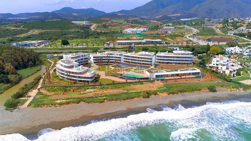 Foto e73f5c3c-a766-48e5-8669-e13596341461. Apartament amb aparcament piscina a Guadalobón Estepona
