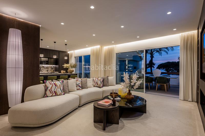 Foto abe32aa8-575c-4b16-b917-ec342b2f4485. Apartamento elegante apartamento llave en mano en los monteros palm beach a pasos del mar en Marbella