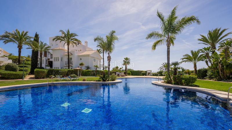Foto 6386205a-61d8-408e-b2be-c394897a9492. Apartamento  de lujo listo para entrar a vivir frente al mar cerca de trocadero, este en Marbella
