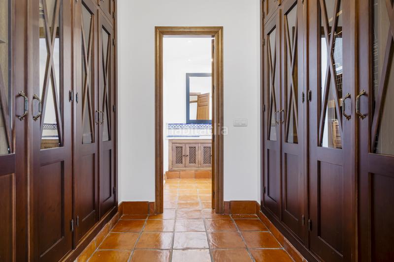 Foto 462a4dfe-f4aa-4c84-b739-5abbdcbe8aac. Casa pareada tradicional casa adosada andaluza con piscina privada en guadalcántara, san pedro de alcántara en Marbella