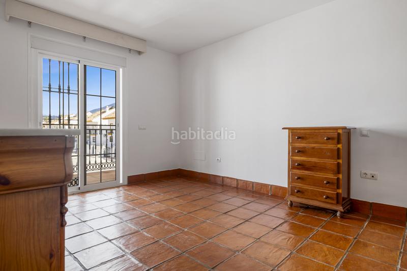 Foto 9ed11e05-b3ed-48b1-9a3b-de3ef41c439e. Casa pareada tradicional casa adosada andaluza con piscina privada en guadalcántara, san pedro de alcántara en Marbella