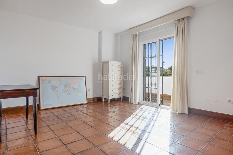 Foto b5e26c0f-73e1-4c0c-968b-2c03c6545416. Casa pareada tradicional casa adosada andaluza con piscina privada en guadalcántara, san pedro de alcántara en Marbella