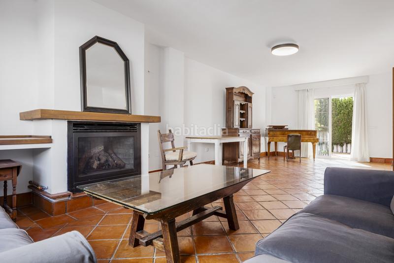 Foto bdace7b2-c977-4c2c-b7f5-2ed64429e9a0. Casa pareada tradicional casa adosada andaluza con piscina privada en guadalcántara, san pedro de alcántara en Marbella