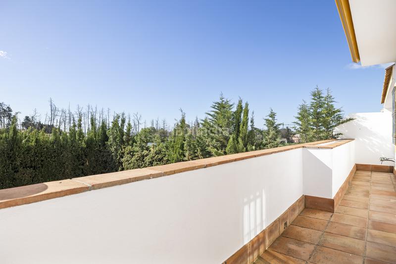Foto c7e98695-5b4f-420c-9787-67bcd3e13625. Casa pareada tradicional casa adosada andaluza con piscina privada en guadalcántara, san pedro de alcántara en Marbella