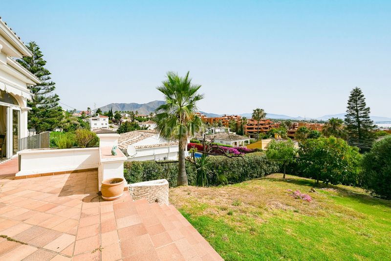 Foto 9e179ff1-88c6-4c1e-8be6-0130e45f9a87. Casa amb aparcament piscina a Buenas Noches Estepona