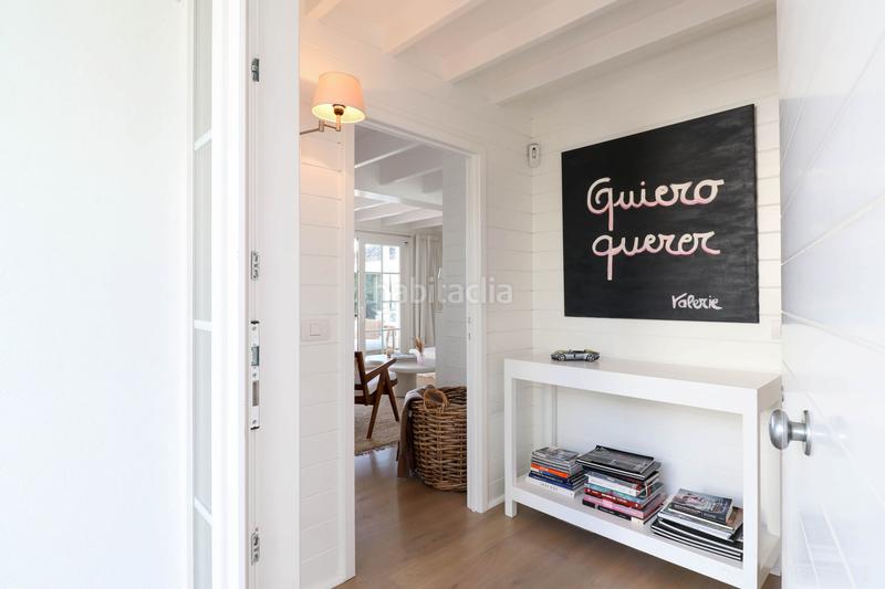 Foto eaae7fa2-5e75-4ccc-a105-9645705f945c. Casa encantadora villa de una sola planta con vistas panorámicas en La Alquería en Benahavís