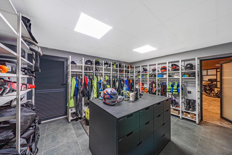 Foto 5e12cceb-e49e-4446-9892-059882c1490b. Casa amb aparcament piscina a Guadalmina Baja Marbella