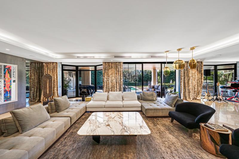 Foto d49ef465-7b16-4bd5-a63a-dd576c0146c2. Casa amb aparcament piscina a Guadalmina Baja Marbella