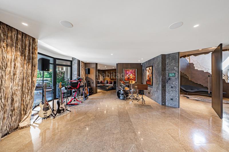 Foto df8f02bf-2c7b-4d8a-8980-edf042f73593. Casa amb aparcament piscina a Guadalmina Baja Marbella