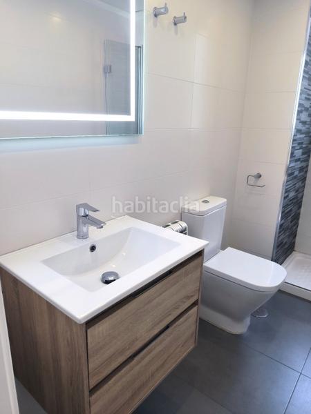 Foto 0d9f51e7-01d6-4db0-9282-147df6b91ac5. Ático  con solarium con vistas abiertas y habitación bonus en el Centro en Estepona