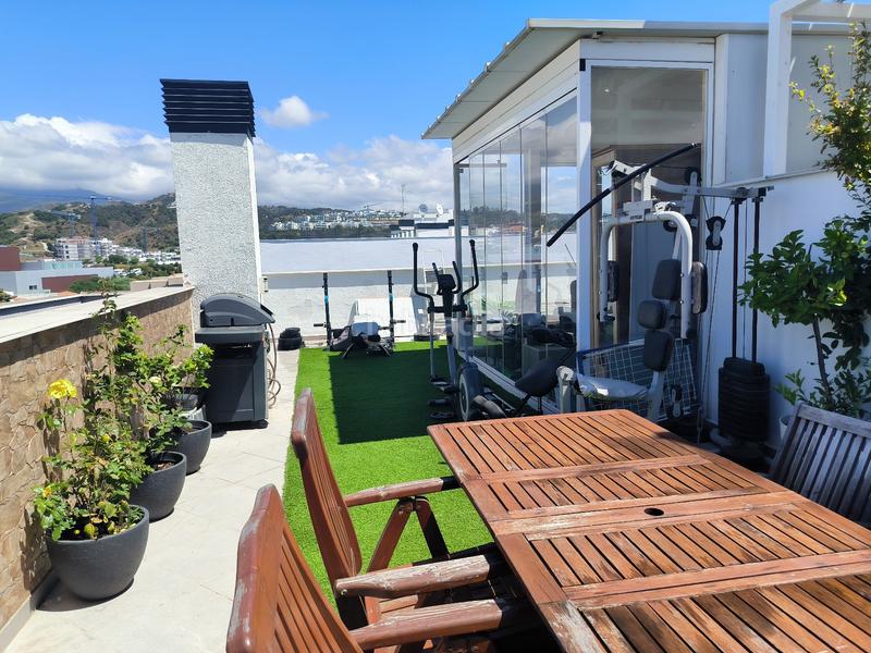 Foto 7aecde9d-f58e-4a1d-95a8-989c071260a6. Ático  con solarium con vistas abiertas y habitación bonus en el Centro en Estepona