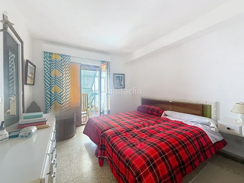 Foto 26337f53-ac94-4fa3-9823-6c825e888c78. Apartament amb piscina a puerto de Estepona Estepona