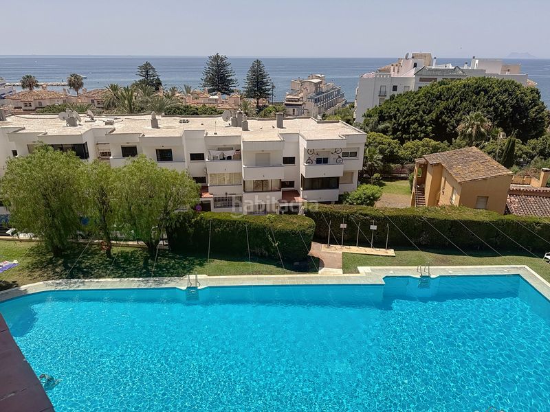 Foto 836ac193-c801-40ec-b84f-2e7f00268281. Apartament amb piscina a puerto de Estepona Estepona