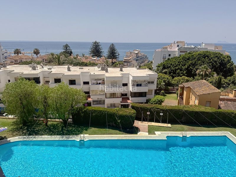 Foto 94bf4794-528e-49e8-8c4d-dc4bbf7ff1aa. Apartament amb piscina a puerto de Estepona Estepona