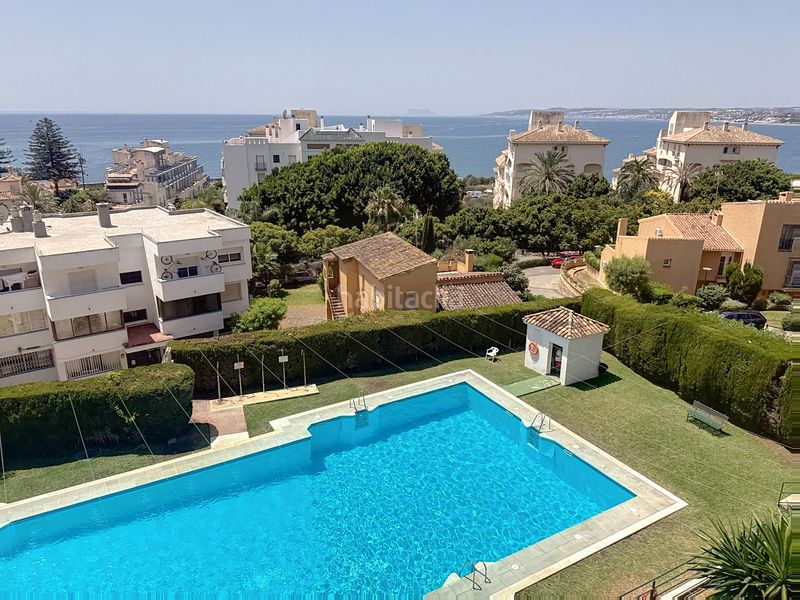 Foto e117c8a9-488c-48ed-bbb1-ed405f19403e. Apartament amb piscina a puerto de Estepona Estepona