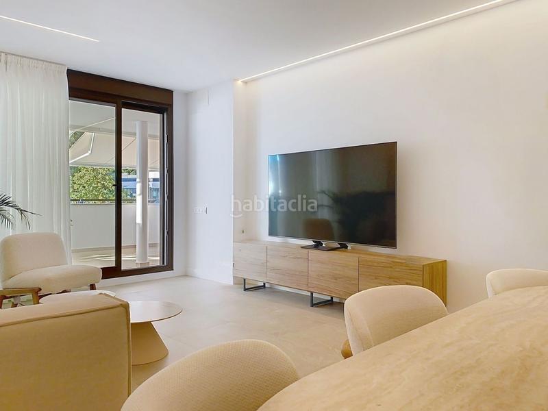 Foto 37269f06-1483-45e0-ad40-11da05996fc9. Rez-de-chaussée avec parking piscine dans Huerta Nueva Estepona