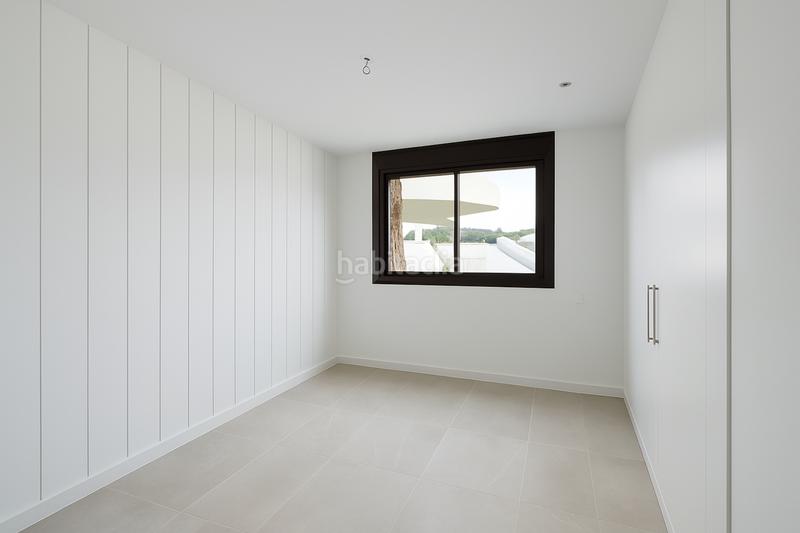 Foto 487e031d-e0e0-4398-9b3c-876014afa2dd. Rez-de-chaussée avec parking piscine dans Huerta Nueva Estepona