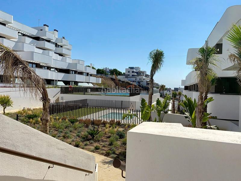 Foto 4fe1e914-99b4-4f5a-a01a-b398b10df4c8. Rez-de-chaussée avec parking piscine dans Huerta Nueva Estepona