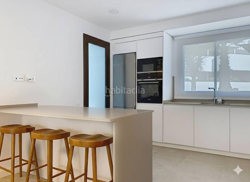 Foto 6e3466ad-67c5-4f9d-9399-8d850d286e07. Rez-de-chaussée avec parking piscine dans Huerta Nueva Estepona