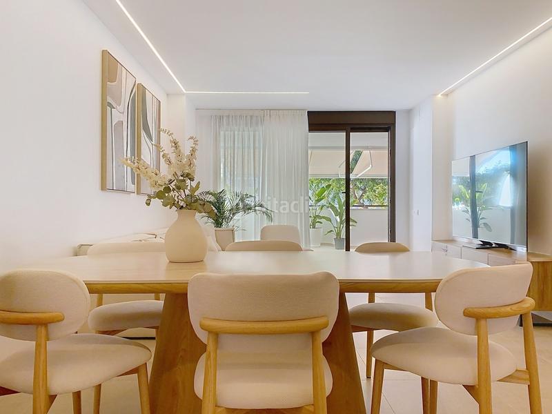 Foto d17371ee-bda9-42d0-aadf-c5cea8db1491. Rez-de-chaussée avec parking piscine dans Huerta Nueva Estepona