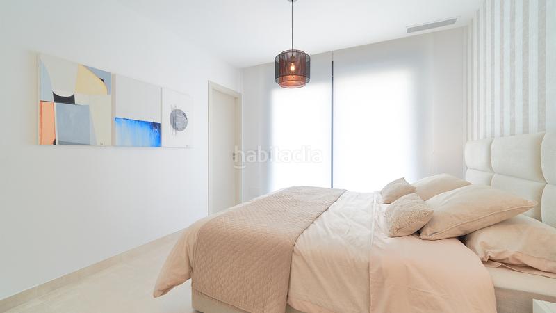 Foto eb110a8d-66bb-4b5e-b163-d8a45663272a. Planta baja apartamento listo para entrar a vivir en moderno complejo entregado atalaya en Estepona