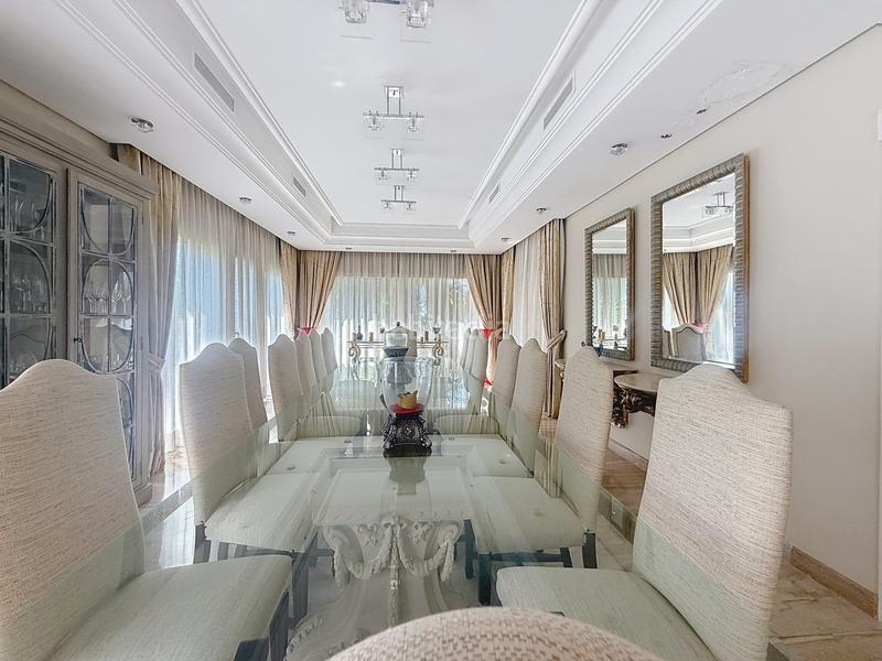 Foto 5ff0f26a-bc7d-4d6f-82fc-df2fe71ed026. Casa amb aparcament piscina a Villacana - Costalita - Saladillo Estepona