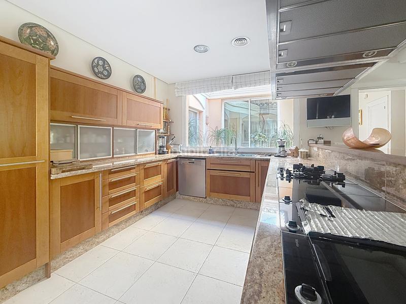 Foto 69c5b1b4-cb4b-4457-8940-fad531639f29. Casa amb aparcament piscina a Villacana - Costalita - Saladillo Estepona