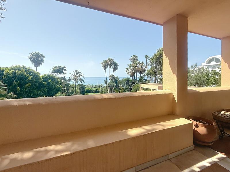 Foto edf83862-604d-49e3-98d5-a70e90dbc370. Casa amb aparcament piscina a Villacana - Costalita - Saladillo Estepona