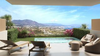 Casa adossada a Alcorrín. Adosado a estrenar con vistas al mar y piscina privada  manilva