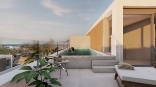 Maison jumelée à Bahía Dorada. Elegante adosado de 4 dormitorios con vistas impresionantes en e