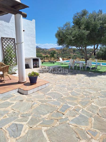 Foto dc91eae6-d8c6-4575-b141-82caa2b561cf. Bauernhof mit parking pool in Los Llanos Estepona