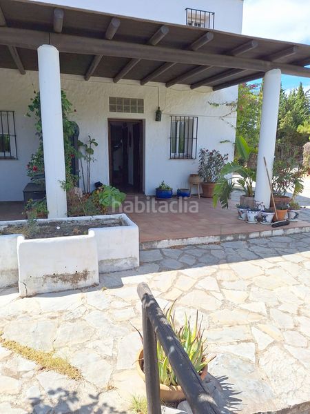 Foto 0f96fdae-0a9a-464e-9108-de4b5b7b5239. Masia amb aparcament piscina a Los Llanos Estepona