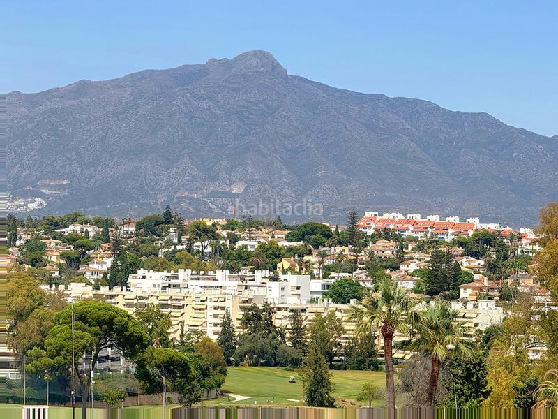 Foto 3c8706fa-4078-4145-a159-86b91711aff1. Apartamento  reformado con vistas panorámicas en guadalmina en Marbella