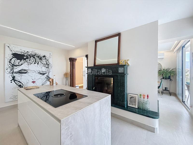 Foto 98576a58-739a-4fdf-ac10-2da43429a8df. Apartamento  reformado con vistas panorámicas en guadalmina en Marbella