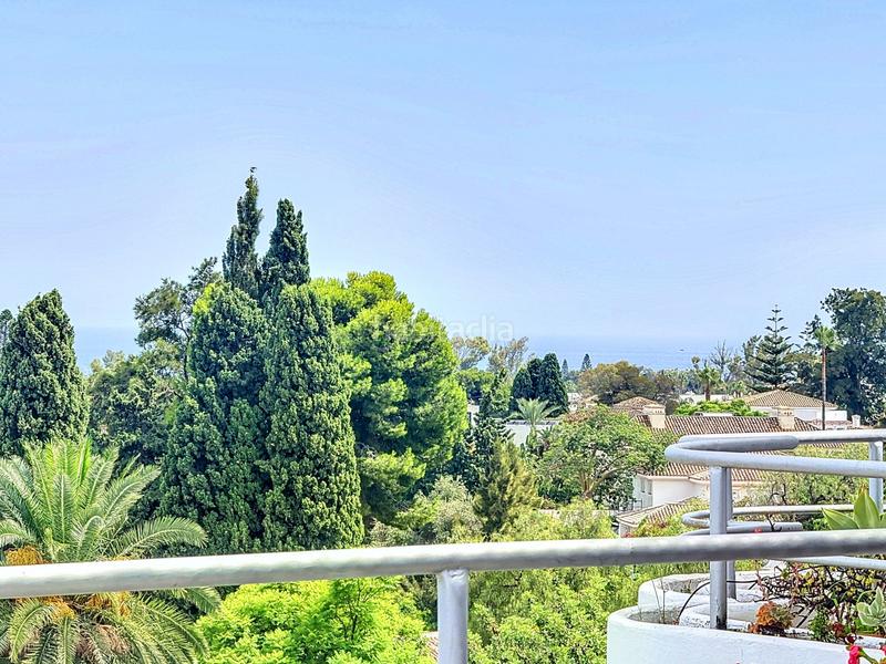 Foto e0eca9a7-85a5-4039-8087-183f3220fc88. Apartamento  reformado con vistas panorámicas en guadalmina en Marbella