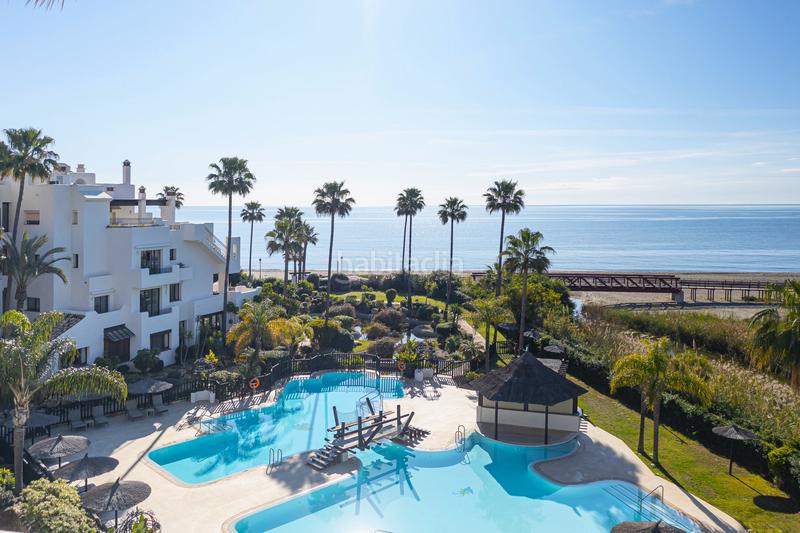 Foto 906d8846-5c16-422a-9942-6fbd9dff67c3. Attico con parcheggio piscina in El Velerín Estepona