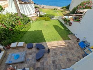Maison jumelée à Bahía Dorada. Villaadosado en primera línea de playa con acceso directo al mar