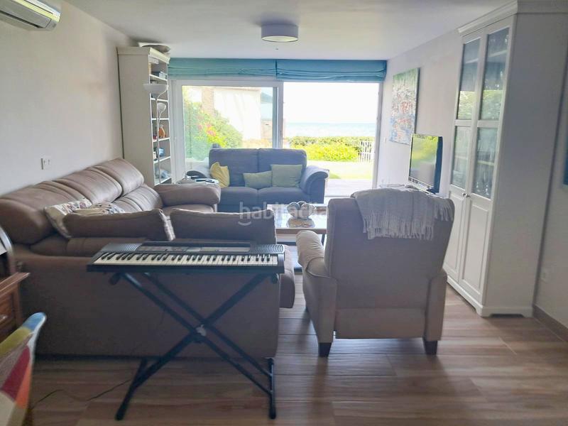 Foto 5e4ce28b-83d2-4346-a411-c244e0850978. Casa adossada amb aparcament piscina a Bahía Dorada Estepona
