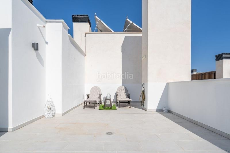 Foto 181abe6e-de66-4d70-bb7d-b10548db3d4f. Attico con parcheggio piscina in Centro Estepona