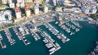 Apartament a Puerto de Estepona. Piso con vistas al mar y a la marina de estepona  puerto estepon