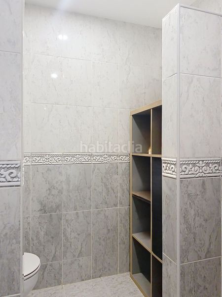 Foto 0f3472df-be2b-4acc-9bb5-55dbef8713c9. Casa adossada amb aparcament piscina a Nueva Atalaya Estepona